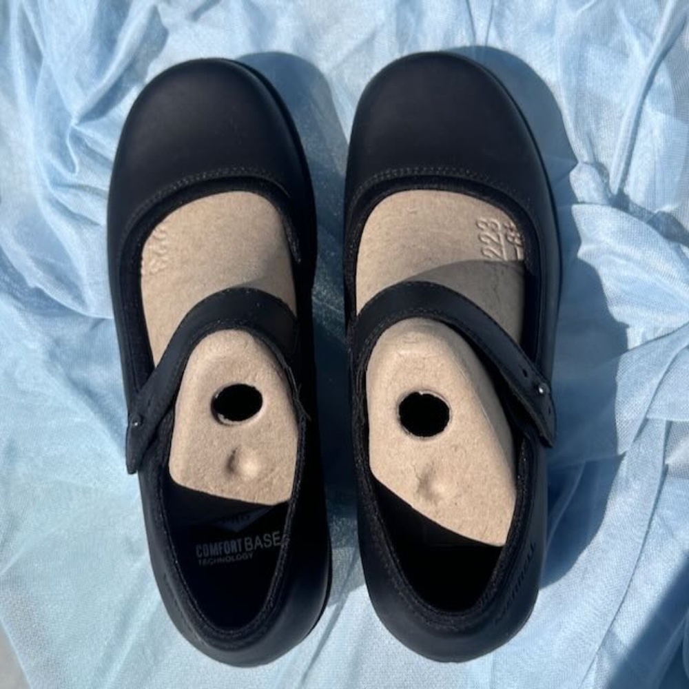 Merrel Black Mary Janes - Picture 5 of 7